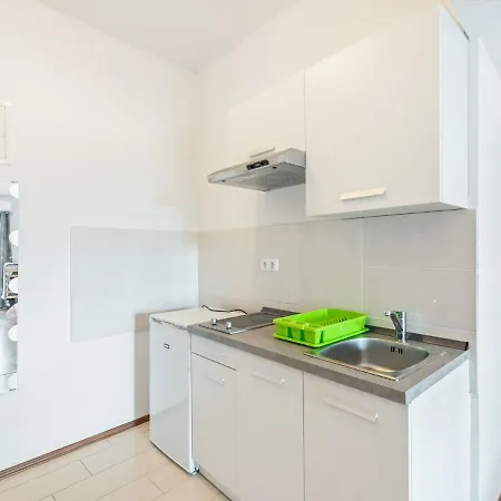 Apartment Lovely In With Balcony Posedarje